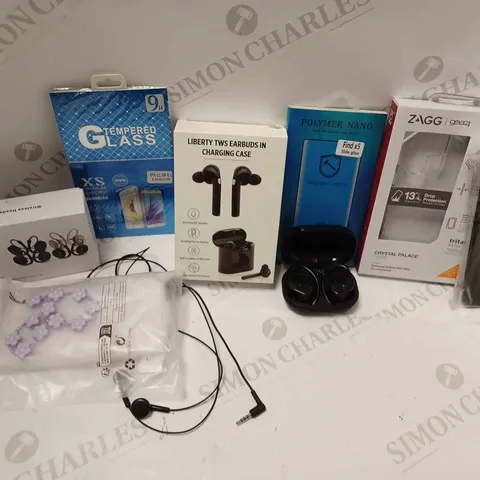 LOT OF APPROXIMATELY 20 PHONE ACCESSORIES AND ELECTRICALS TO INCLUDE TEMPERED GLASS SCREEN PROTECTORS, TRUE WIRLESS EARBUDS WITH CHARGING CASE, PHONE CASE, ETC