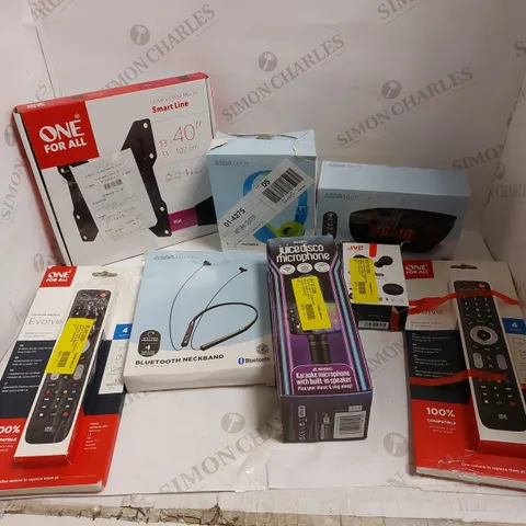 BOX OF ASSORTED ELECTRICAL ITEMS TO INCLUDE WALL MOUNTS, HEADPHONES AND REMOTE CONTROLS