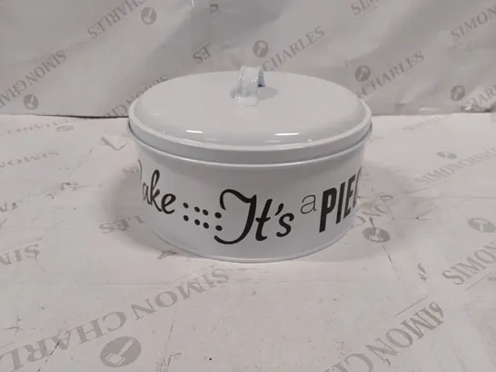 BAGGED ROUND 'IT'S A PIECE OF CAKE' CAKE TIN