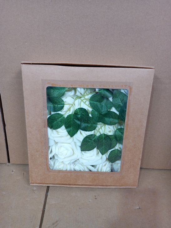 ONLY ART 25 PIECE ARTIFICIAL IVORY ROSES 