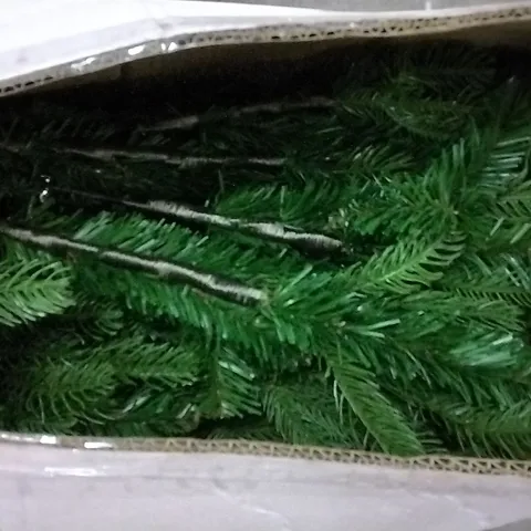 BOXED GREEN ARTIFICIAL REALISTIC FIR CHRISTMAS TREE 