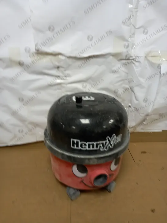 NUMATIC HENRY XTRA VACUUM CLEANER