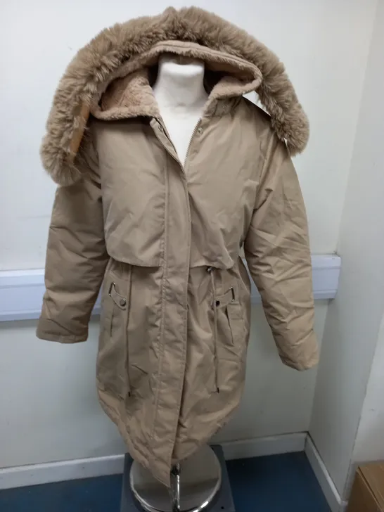 BROWN HOODED LADIES COAT - M