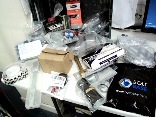 TRAY OF ASSORTED ITEMS, INCLUDING, VW BADGES, BOLTS, VINYL STICKERS, FUSE BOX, DIGITALK CALIPERS