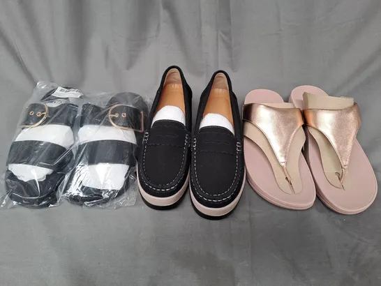 BOX OF APPROXIMATELY 15 ASSORTED PAIRS OF SHOES AND FOOTWEAR ITEMS IN VARIOUS STYLES AND SIZES TO INCLUDE ASOS DESIGN, FITFLOP, ETC