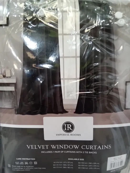 IMPERIAL ROOMS VELVET WINDOW CURTAINS IN BLACK