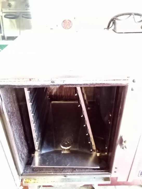 COMMERCIAL BKI SINGLE OVEN 