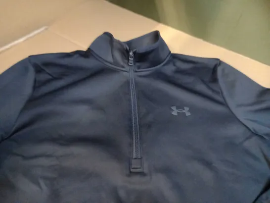 UNDER ARMOUR BLACK/LOGO FLEECE LINED FITNESS TOP - SMALL