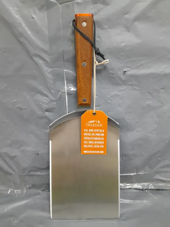 TRAEGER XXL BBQ SPATULA