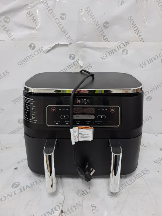 BOXED NINJA FOODI DUAL ZONE AIRFRYER AF300UK