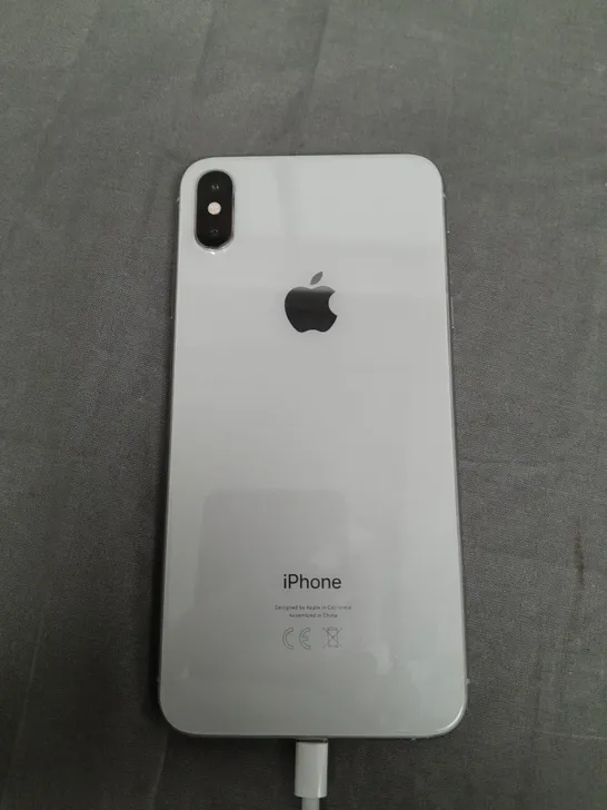 IPHONE APPLE IPHONE XS IN WHITE 