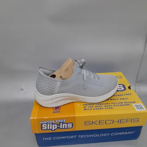 SKECHERS BRILL PATH TRAINERS - GREY - SIZE 3