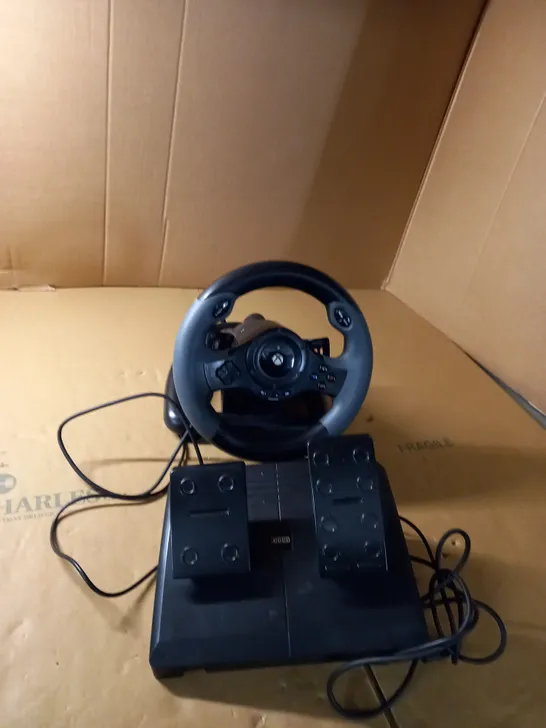 XBOX RACING WHEEL WITH PEDALS 