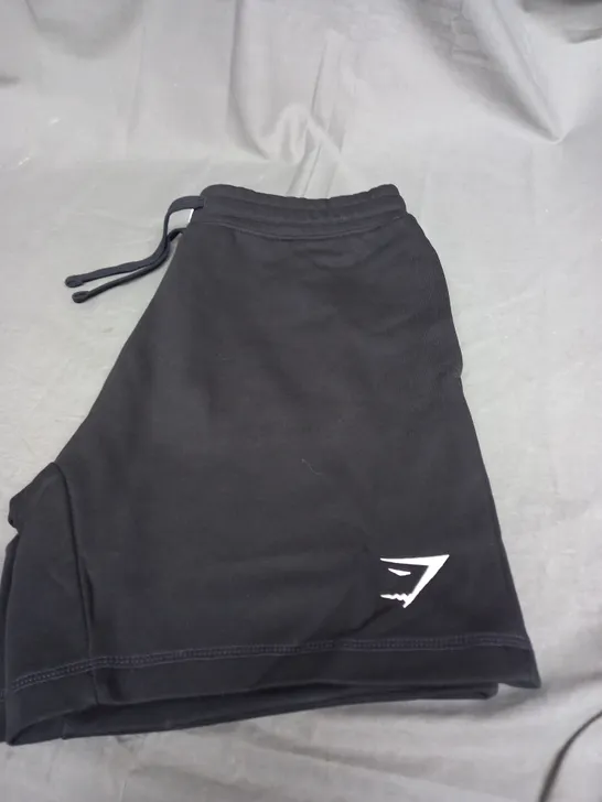 GYMSHARK CREST 7" SHORTS SIZE M