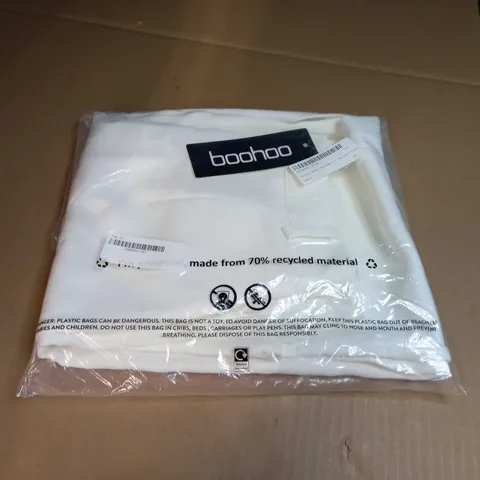 PACKAGED BOOHOO IVORY POCKET DETAIL RELAXED FIT TROUSERS - SIZE 10