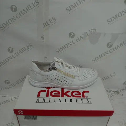 BOXED RIEKER ZIP UP WHITE TRAINER SIZE 7.5 