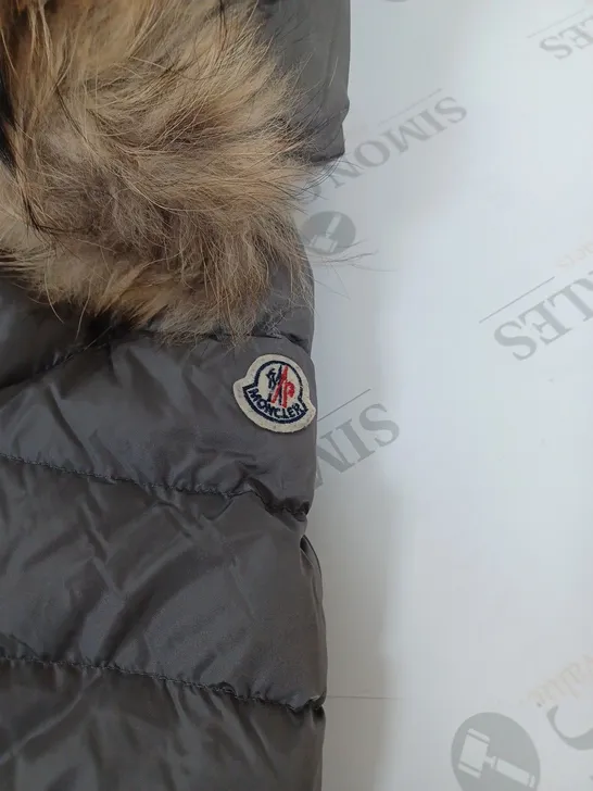 MONCLER PADDED COAT WITH FAUX FUR HOOD SIZE UNSPECIFIED