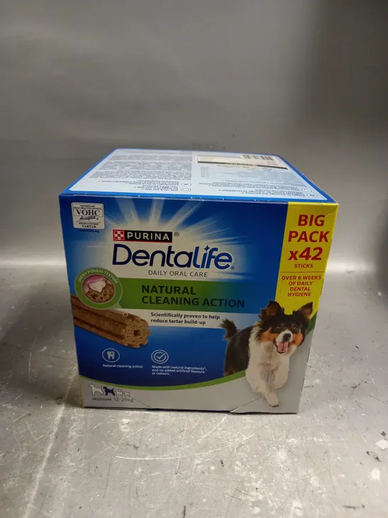 2 X BOXED PURINA DENTALIFE NATURAL CLEANING ACTION STICKS - 2 X 42 PACK