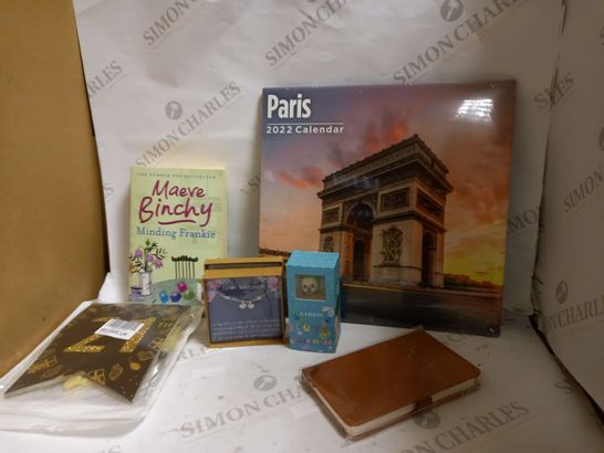 LOT OF APPROXIMATELY 20 ASSORTED HOUSEHOLD ITEMS, TO INCLUDE 21 BIRTHDAY BANNER, PARIS CALENDAR, SOULMATE NECKLACE, ETC