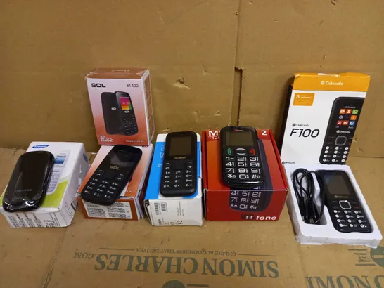 LOT OF APPROX 6 MOBILE HANDSETS TO INCLUDE SOL B1400, SAMSUNG F1272, OAKCASTLE F100