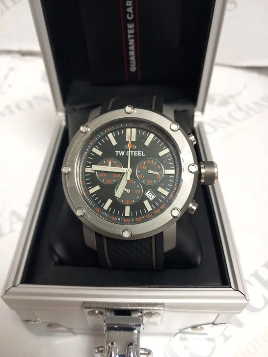 BOXED TW STEEL GENTS GRANDEUR TECH CHRONO WRIST WATCH