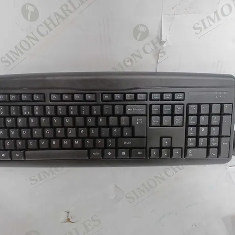 WIRELESS KEYBOARD & MOUSE COMBO