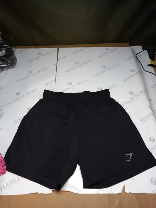 GYM SHARK MENS SHORTS - SIZE SMALL