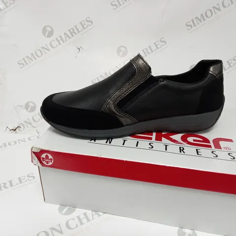 BOXED PAIR OF RIEKER ANTISTRESS SHOES SIZE EUR 38