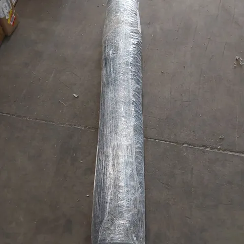 BAGGED ROLL OF METAL MESH TO CONTAIN OUTDOOR ANIMALS/LIVESTOCK