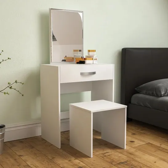 BOXED MUSKOKA DRESSING TABLE WITH MIRROR 