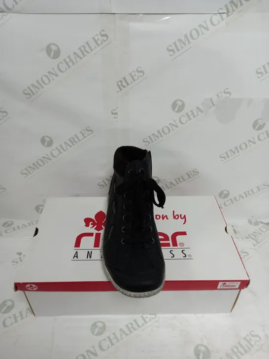 BOXED PAIR OF RIEKER LACE ANKLE BOOTS IN BLACK SIZE 6