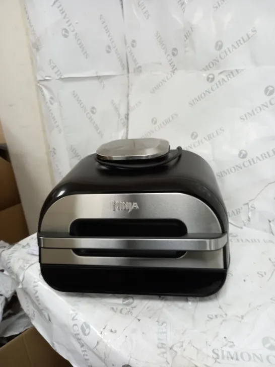 BOXED NINJA FOODI MAX HEALTH GRILL & AIR FRYER