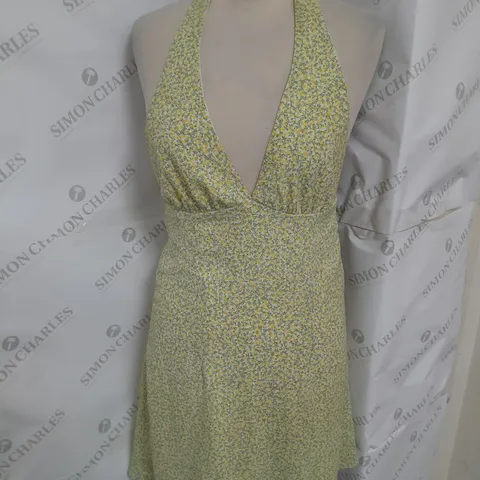 DIVIDED HALTERNECK TIE BACKLESS DRESS IN YELLOW FLORAL SIZE 10
