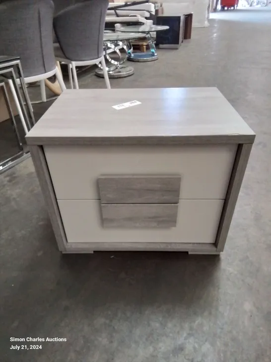 QUALITY MADE GREY WASH 2 SOFT CLOSE DRAWER BEDSIDE TABLE