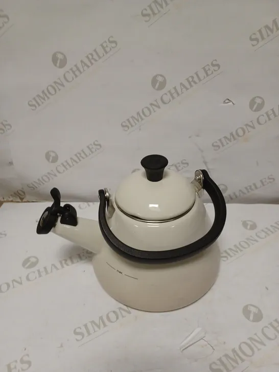 LE CREUSET STOVETOP KETTLE 1.6L