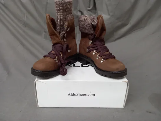 BOXED PAIR OF ALDO MENUDA ANKLE BOOTS IN KHAKI UK SIZE 4