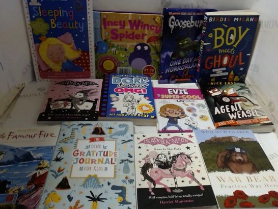 LOT OF APPROXIMATELY 22 ASSORTED CHILDRENS BOOKS
