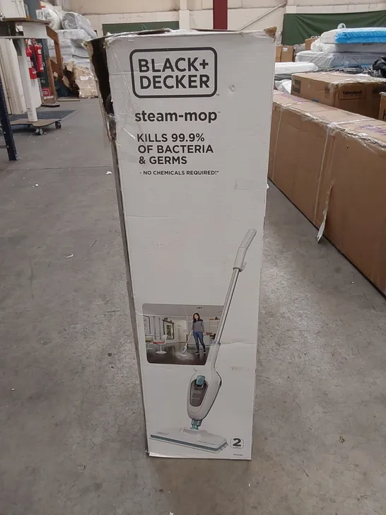 BOXED BLACK & DECKER BAGLESS STEAM CLEANER 