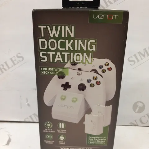 BOXED VENOM TWIN DOCKING STATION FOR USE WITH XBOX ONE