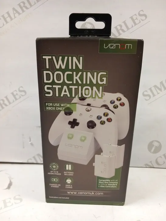 BOXED VENOM TWIN DOCKING STATION FOR USE WITH XBOX ONE