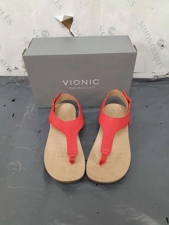 BOXED PAIR OF VIONIC RED SANDALS IN SIZE 6