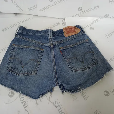 LEVIS STRAUSS DENIM SHORTS SIZE W31 L34