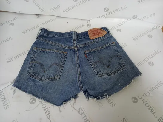 LEVIS STRAUSS DENIM SHORTS SIZE W31 L34