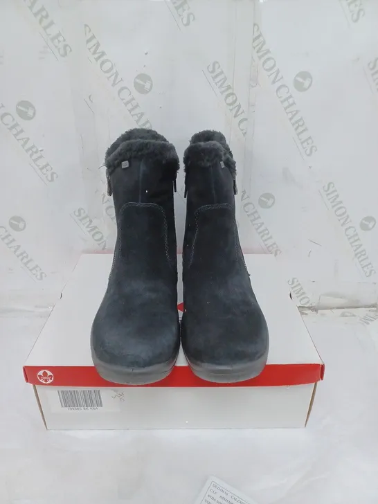 BOXED RIEKER ANTISTRESS LADIES BLACK FLEECE LINED BOOTS ZIP FASTENING. SIZE EU 40