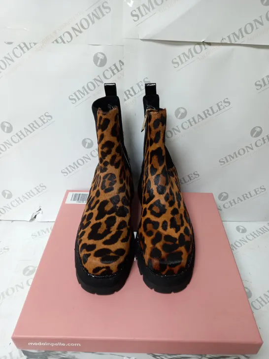 BOXED MODA IN PELLE GERRI EMBELLISHED SQUARE TOE CHELSEA BOOT - LEOPARD - SIZE 6