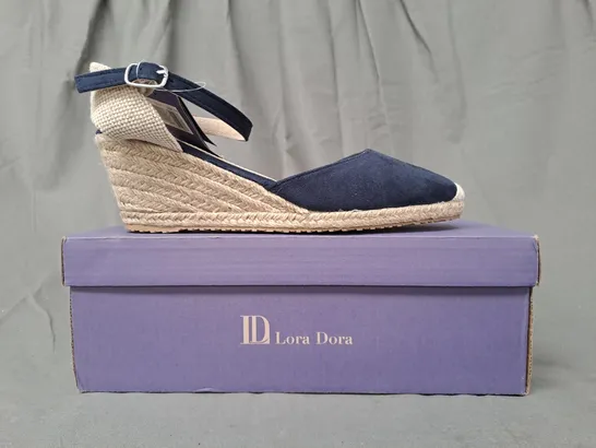 BOXED PAIR OF LORA DORA RHIANNA WEDGE SHOES IN NAVY UK SIZE 5