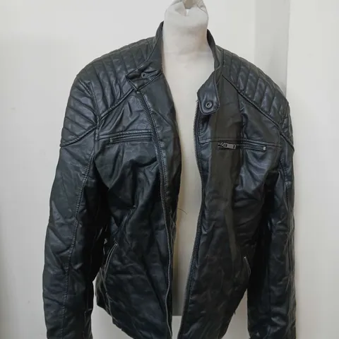 RIVER ISLAND PADDED FAUX LEATHER JACKET IN BLACK - XL