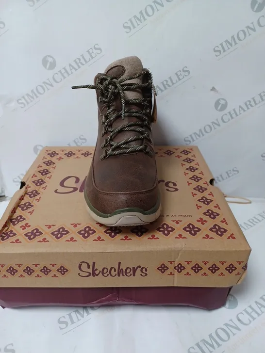 SKETCHERS BROWN WARM BOOTS SIZE 7 