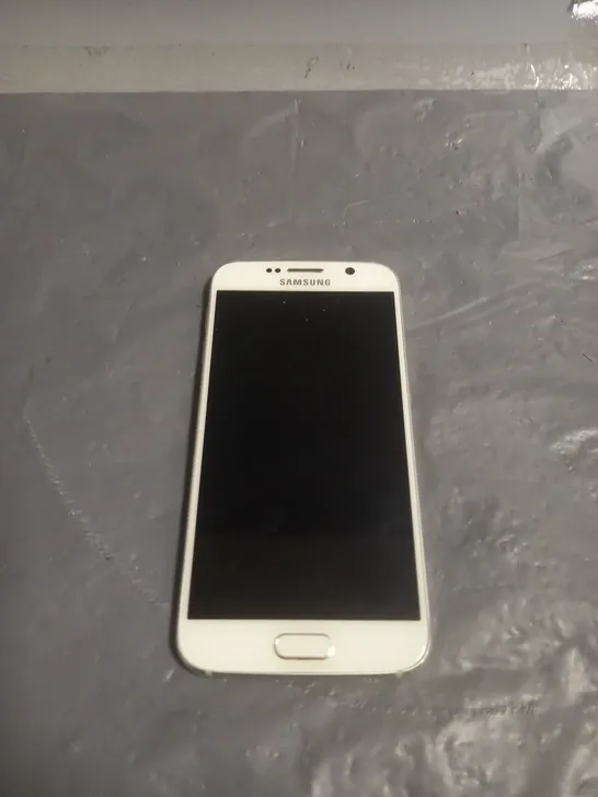 SAMSUNG GALAXY S6 SMARTPHONE 