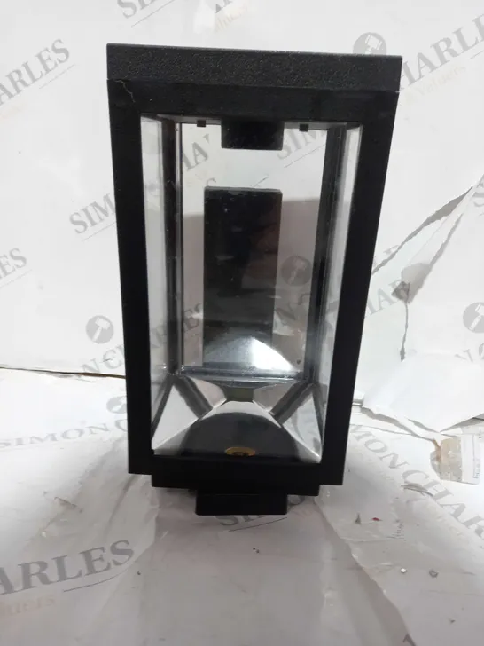 WALL MOUNTED LANTERN